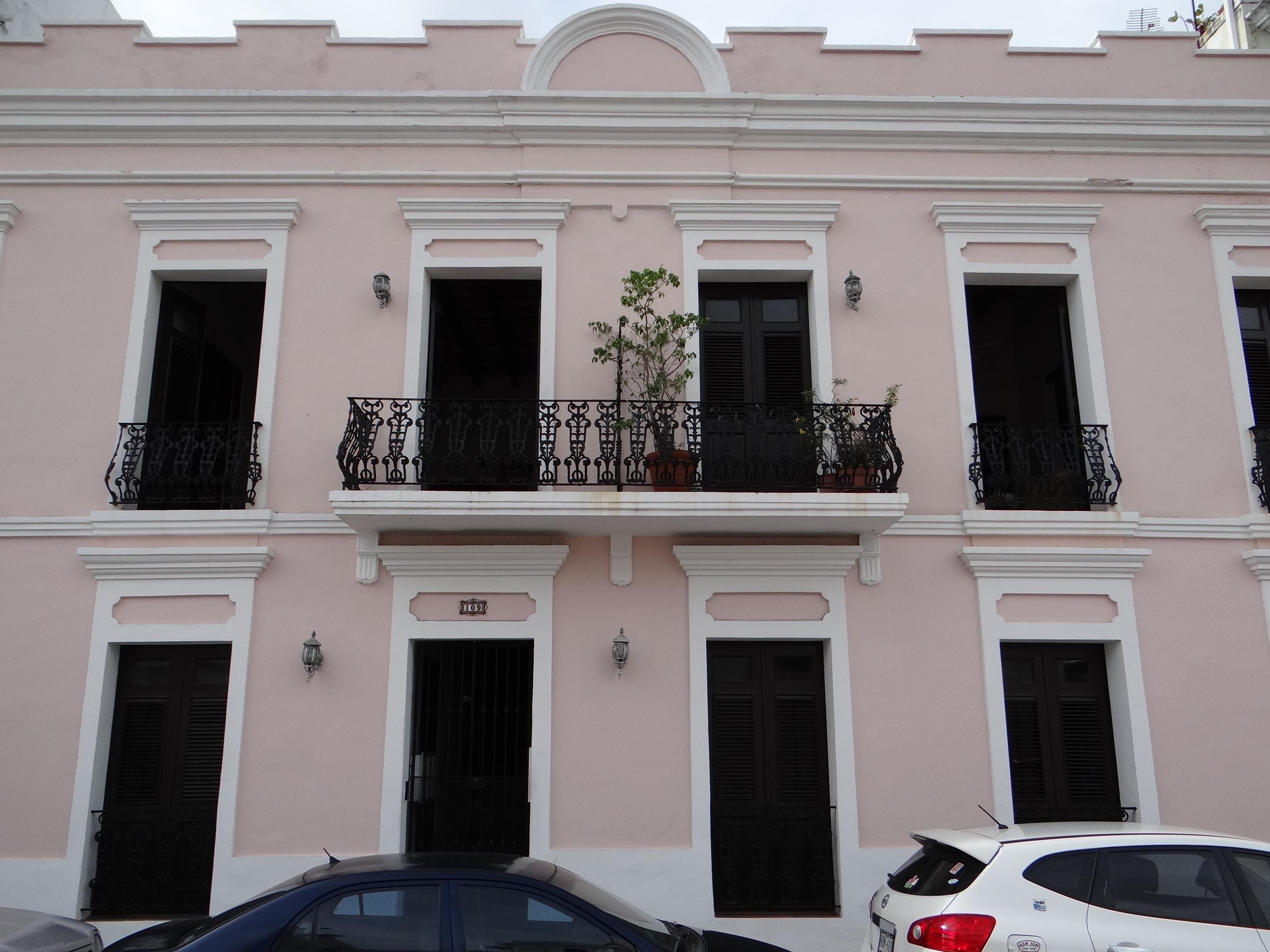 Calle de la Luna 109 - San Juan (Viejo San Juan) - 2012 00002